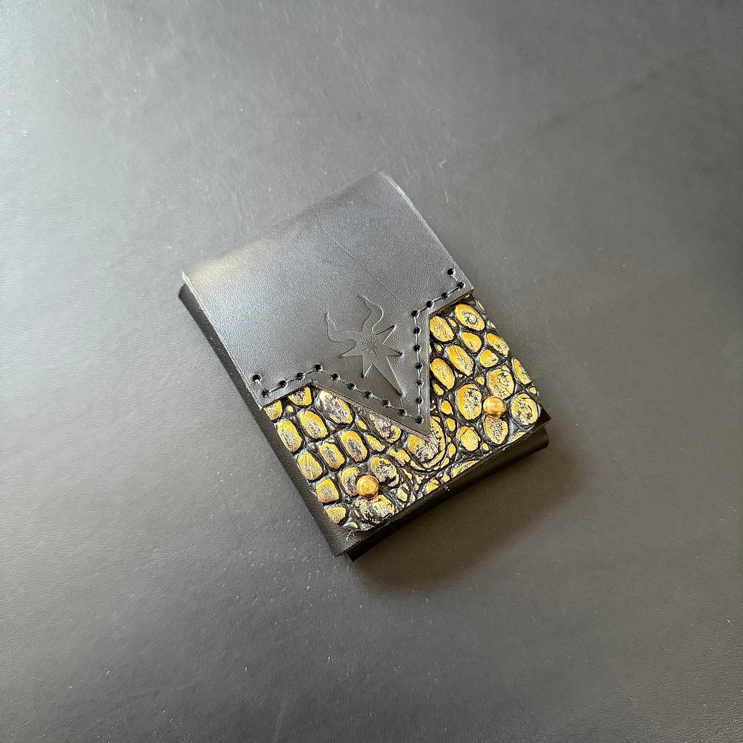 Morningstar | Leather wallet | Dual Textured Leather stitched details