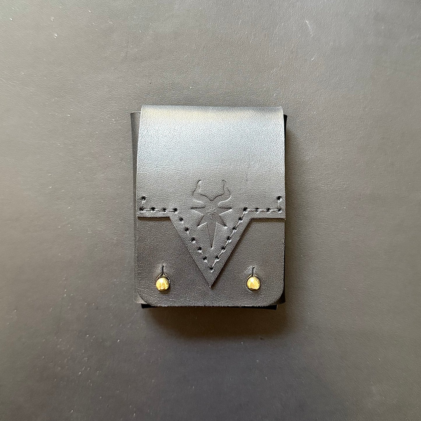 Morningstar | Leather wallet | Dual Leather stitched details