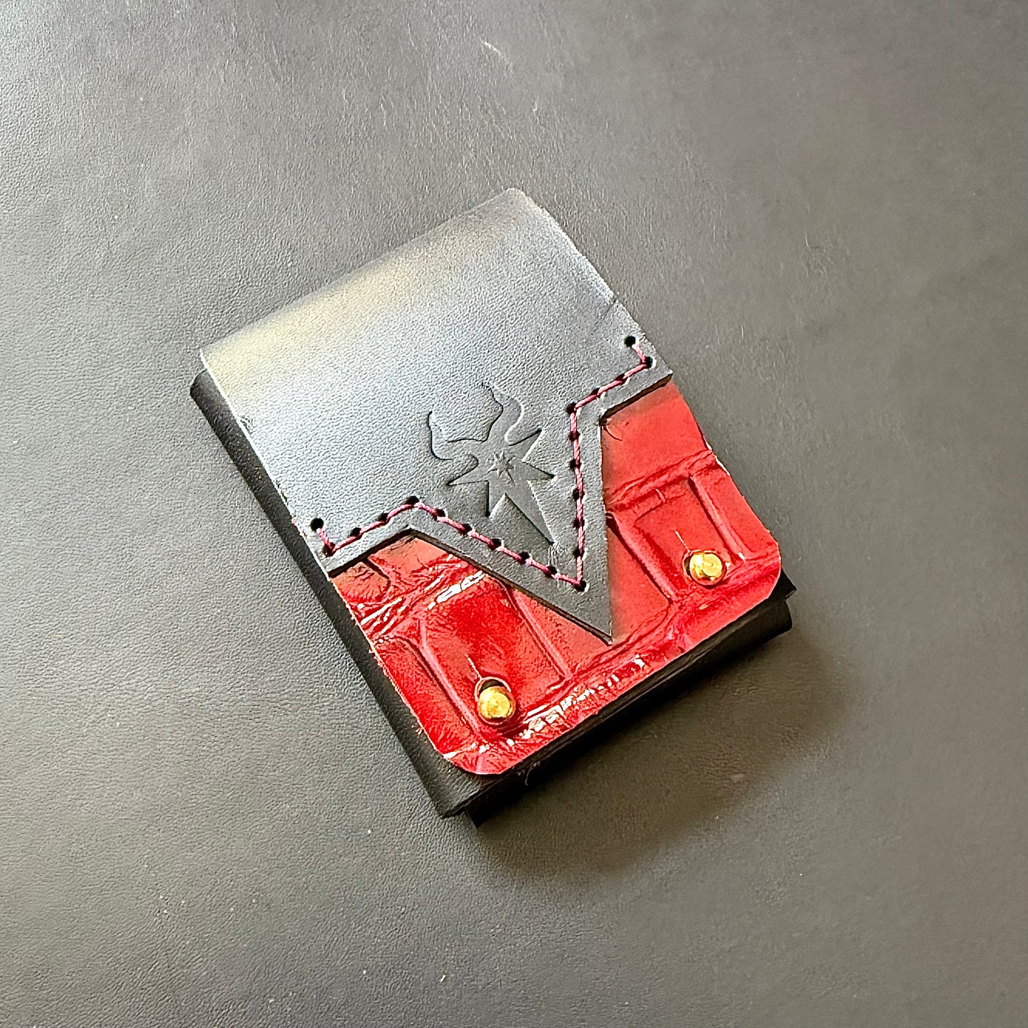 Morningstar | Leather wallet | Dual Textured Leather stitched details