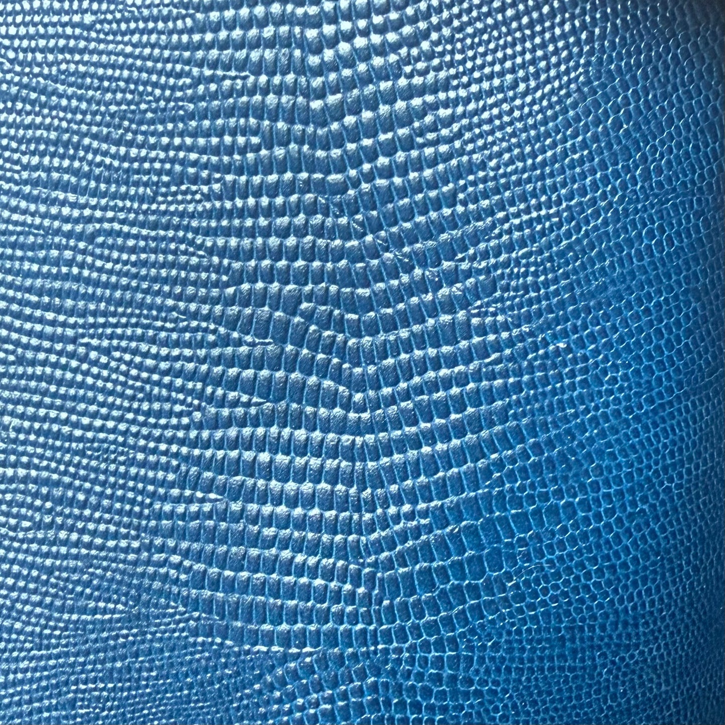 Morningstar | Leather wallet | Dual Textured Leather stitched details