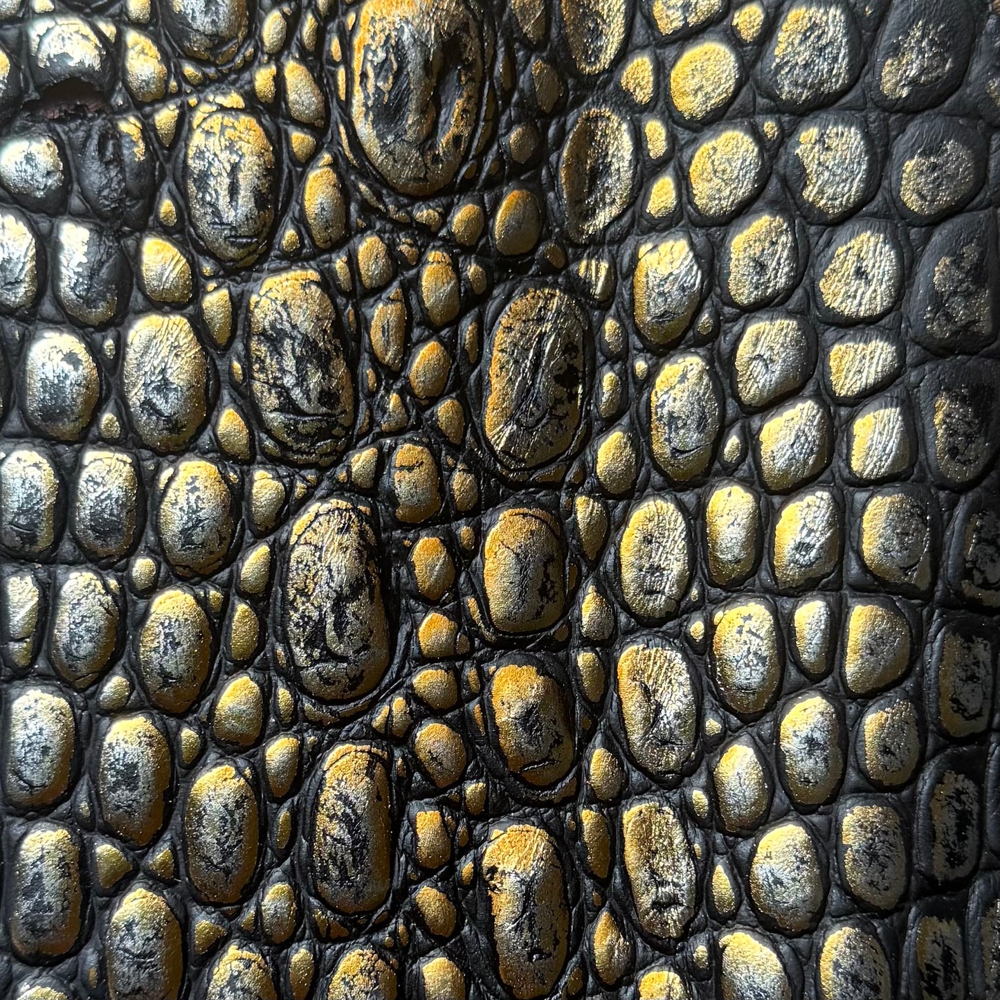 Morningstar | Leather wallet | Dual Textured Leather stitched details