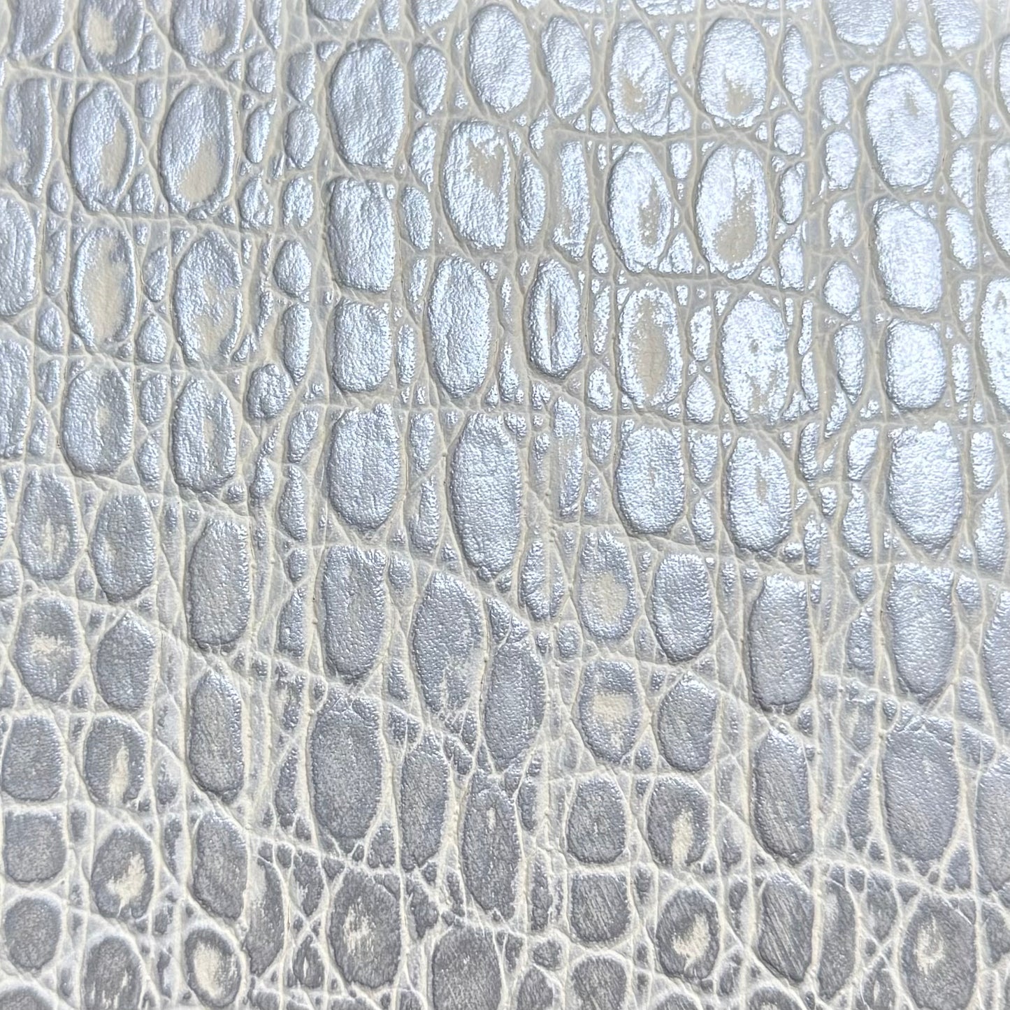 Morningstar | Leather wallet | Dual Textured Leather stitched details